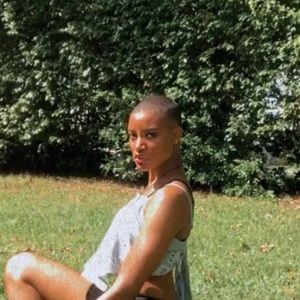 Meet your Posher, Jasmine